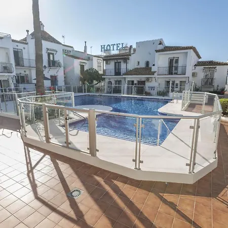 Nueva - Pueblo Andaluz 94 *